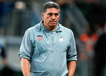 Luis Fernando Suárez, cerca de volver a dirigir en el fútbol colombiano