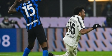 Periodista italiano critica a Juan Guillermo Cuadrado: “Reescribió las reglas de la física”