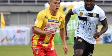 ¡El jugador de Deportivo Pereira que fue golpeado por la hinchada!