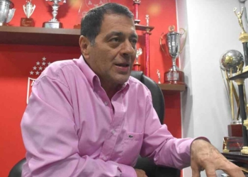 "Trabajemos en equipo por el desarrollo del fútbol Femenino": Tulio Gómez