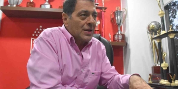 "Trabajemos en equipo por el desarrollo del fútbol Femenino": Tulio Gómez