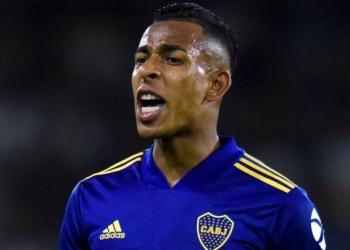 ¡No le bastó! Villa le pidió más tiempo a Boca para quedarse en Colombia
