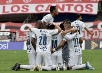 ¡Confirmado! Jugador del DIM dio positivo por COVID-19