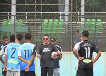 En qué anda el extécnico de Atlético Nacional Juan Carlos Osori
