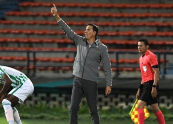 ¿Guimaraes sacó a Jarlan Barrera para protegerlo?