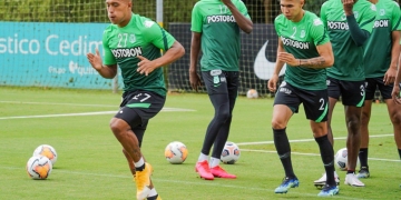 ¡Por fin llegó la indumentaria de Atlético Nacional!