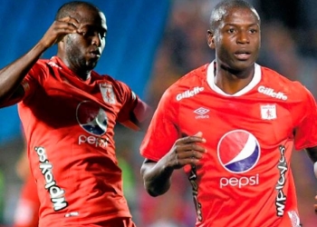 Luis Paz y Adrián Ramos, victimas del mal estado de la cancha de Palogrande