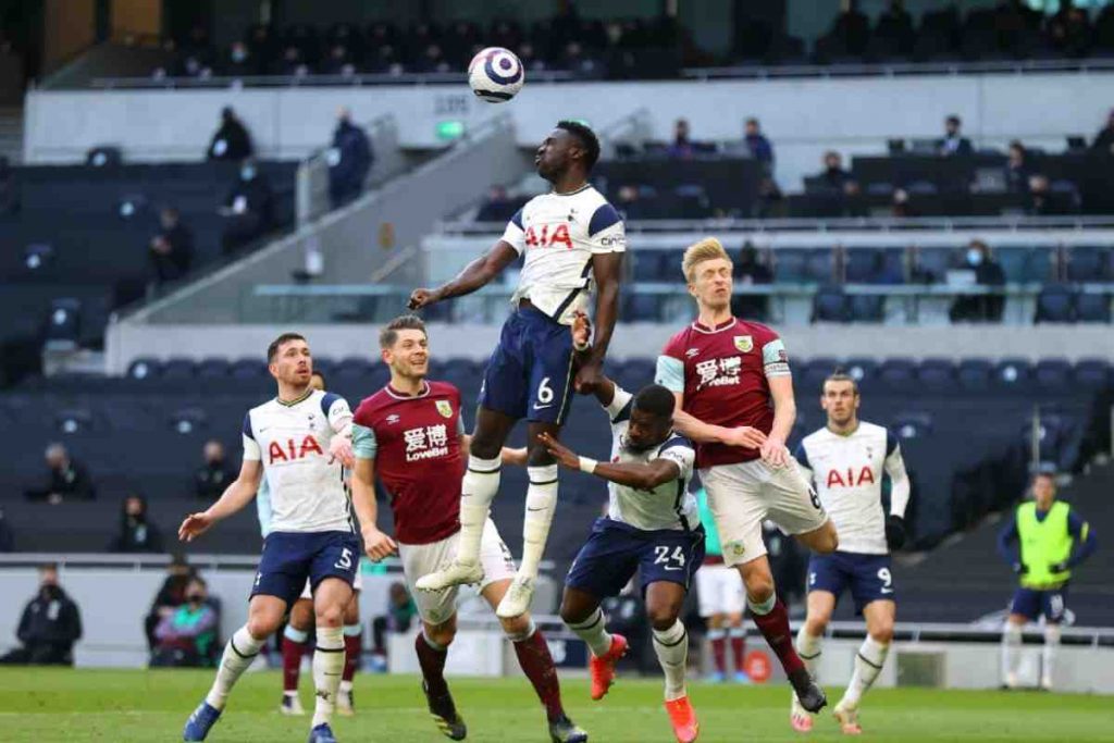 Mourinho elogió a Dávinson Sánchez por su desacatada actuación con Tottenham ante Burnley