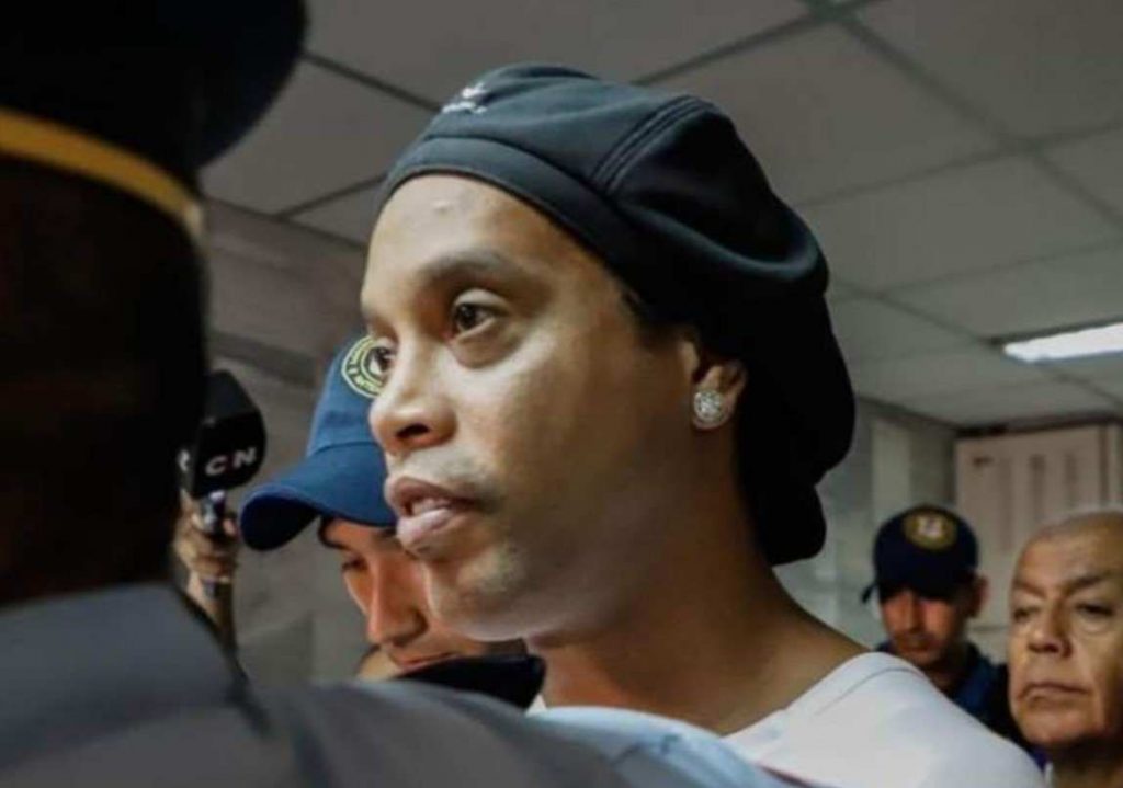 Ronaldinho, entre el alcohol y las malas amistades