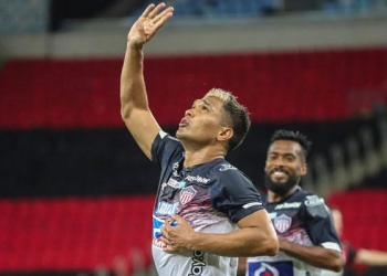 Valenciano reveló el equipo que está cerca de fichar a Teófilo Gutiérrez