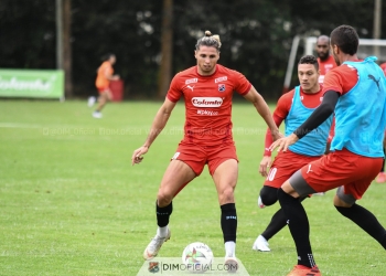 ¡Continúa indestronable! Agustín Vuletich se mantuvo en la cima de goleadores