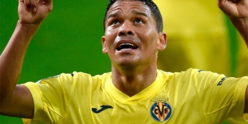 ¿Hace cuánto no marcaba Carlos Bacca y a qué récord de colombianos se acercó?