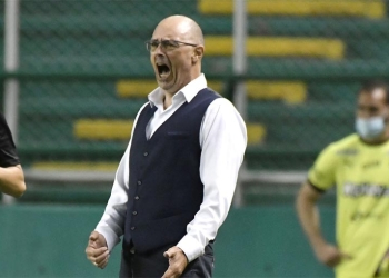 Alfredo Arias: “Creo que vamos a clasificar y cuando clasifiquemos vamos a ser un equipo muy difícil para todos”
