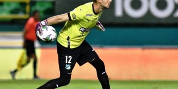 El DT de Deportivo Cali, la expulsión de Guillermo de Amores y el cambio de arquero ante Once Caldas