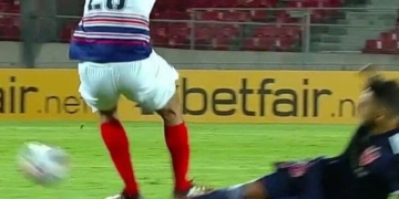 El ex Atlético Nacional que fue amenazado por una expulsión en Copa Libertadores