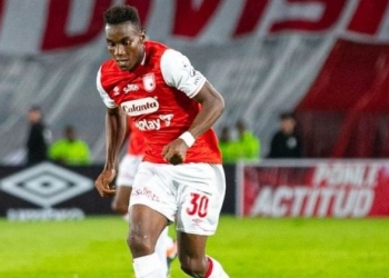 Dairon Mosquera, cerca de llegar a un grande internacional