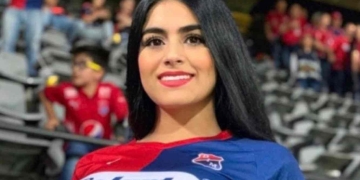 La promesa que hizo una hincha del DIM si Leo Castro hace un gol