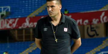 ¿Juan Cruz Real golpeó a un barrista en Pasto El DT respondió