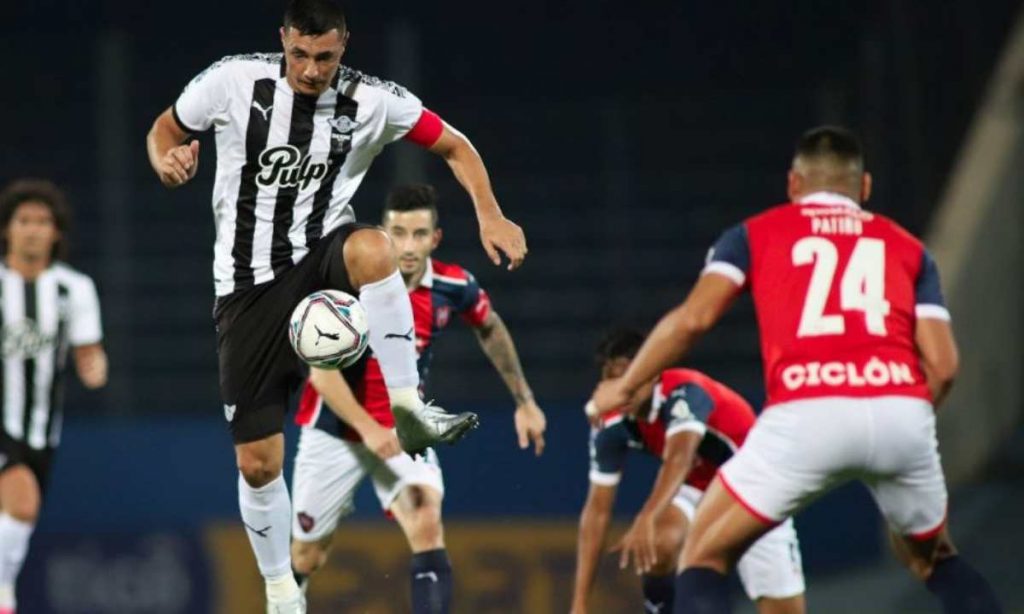 Cerro Porteño fue goleado en la liga local y prepara su viaje a Colombia