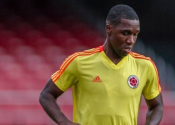 Cristian Zapata firmaría en las próximas horas con San Lorenzo, de Argentina