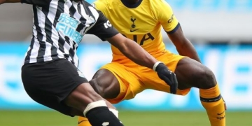 Dávinson Sánchez y los mensajes de racismo en la Premier League