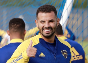 ¿Qué debe decidir Nacional para contratar a Edwin Cardona?