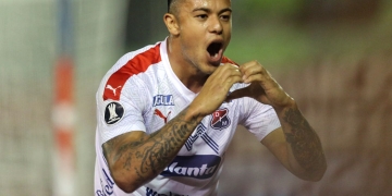 Él es Leonardo Castro