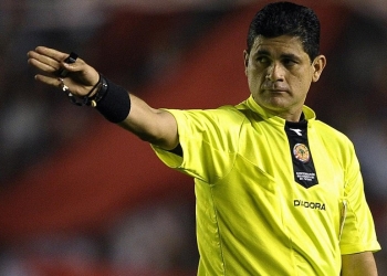 5 de los árbitros colombianos que han pitado en Mundiales de Fútbol