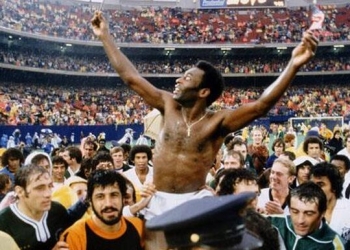 Los 10 máximos goleadores de la historia del fútbol profesional