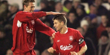 Los jugadores más altos de la historia del Fútbol