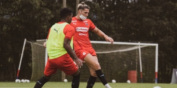 El goleador del DIM sigue en duda, ¿le alcanzará para enfrentar a Alianza Petrolera?