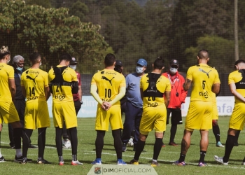 Bolillo superó el COVID-19 y está de vuelta en entrenamiento de DIM
