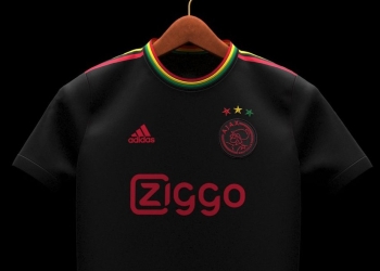 Camiseta especial del Ajax en honor a Bob Marley