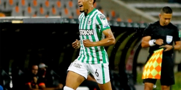 ¡Pasó por Nacional! Michael Chacón, figura en un exótico club