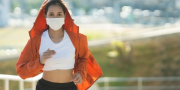 El ejercicio físico disminuye las consecuencias que trae consigo el COVID-19