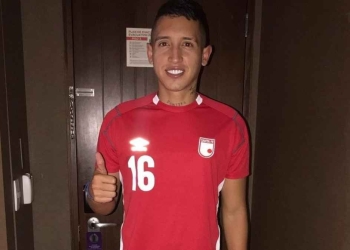 Polémica fotografía de jugador de Santa Fe enfureció a la hinchada