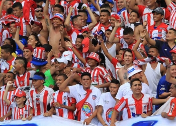 La amenaza de la barra del Junior para que no se juegue el partido ante Fluminense