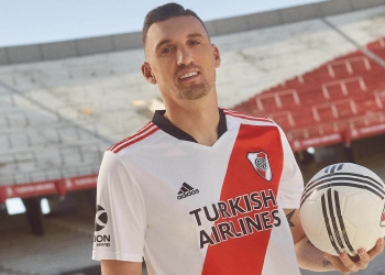 Camiseta local de River Plate adidas 2021/2022