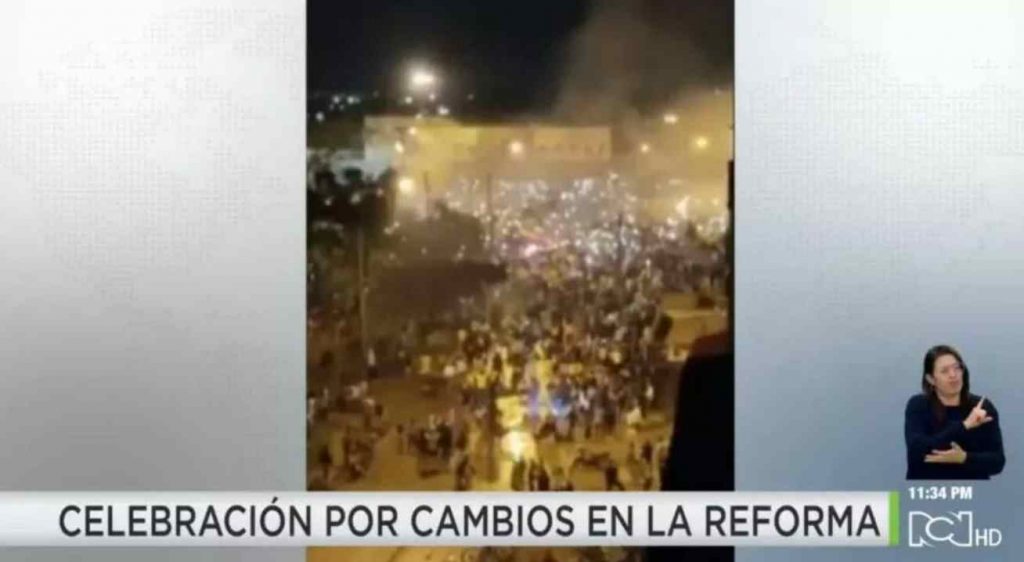 ¿Críticas a RCN por manipular la información?