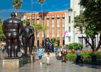 ¿Hay pico y cédula en Medellín para el lunes 3 de mayo?