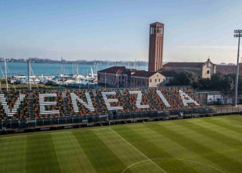 La linda travesía de visitar el estadio del Venezia FC