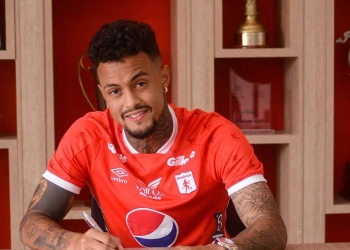 Los errores de Tulio Gómez en la confección de la nómina de América