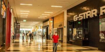 Toque de queda y pico y cédula en Medellín, 8 y 9 de mayo