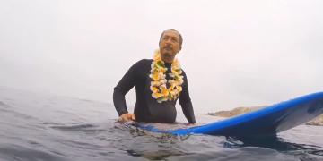 Viejo Perro: documental sobre los pioneros del surf en Chile