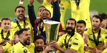 Carlos Bacca y los otros colombianos con más títulos en la Europa League