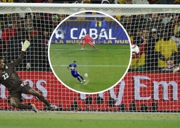 Apareció el 'Loco' Abreu y defendió a Edwin Cardona por el penalti que erró ante River Plate