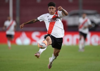 Nueva temporada y las mismas críticas para Jorge Carrascal con River: "No cambió nada"