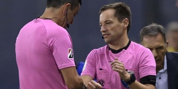 ¡Se lesionó el árbitro del partido de la Selección Colombia ante Argentina!