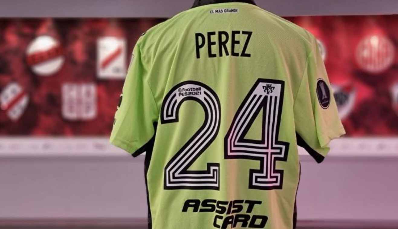 A la venta el buzo adidas de Enzo Pérez, cuando atajó contra Santa Fe