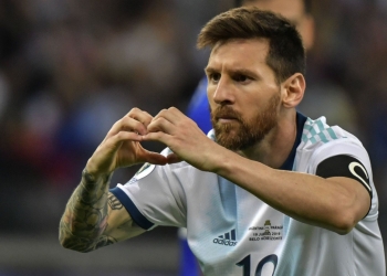Hinchas en Barranquilla esperaron 10 horas para ver a Lionel Messi